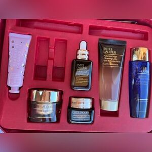 Estée Lauder Velvwt make up bag and advanced night repair set